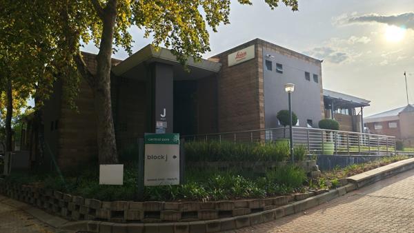 320 m² Commercial space