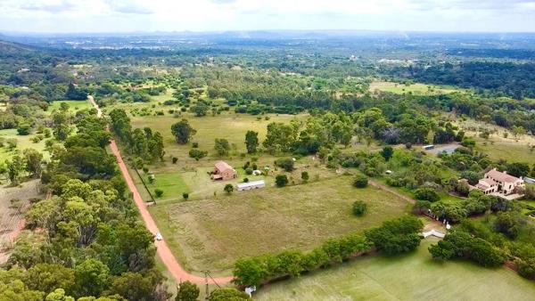 1 ha Land