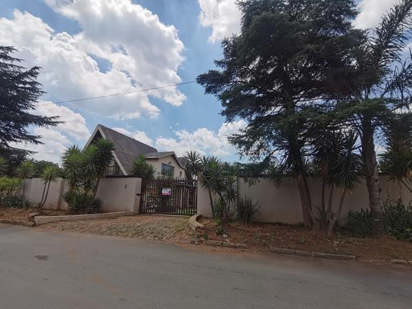 4 483 m² Farm with House