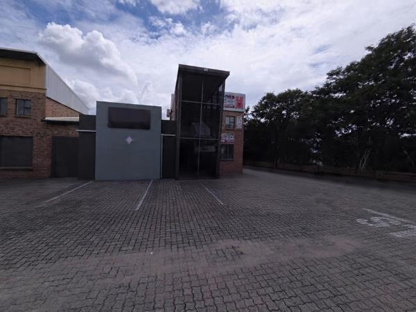 285 m² Commercial space