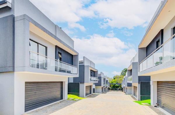 4 Bedroom Townhouse