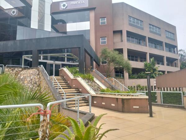 16 903 m² Office Space