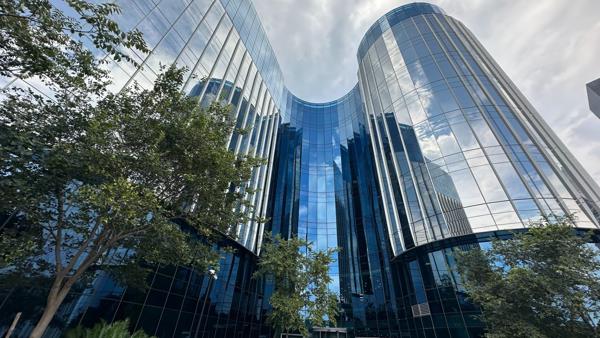 659 m² Office Space
