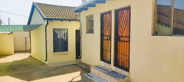 2 Bedroom House