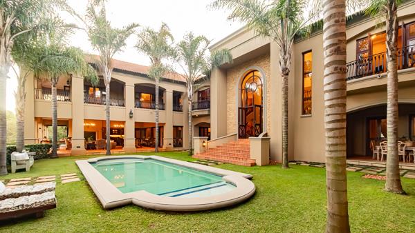 6 Bedroom House