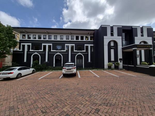 112 m² Commercial space