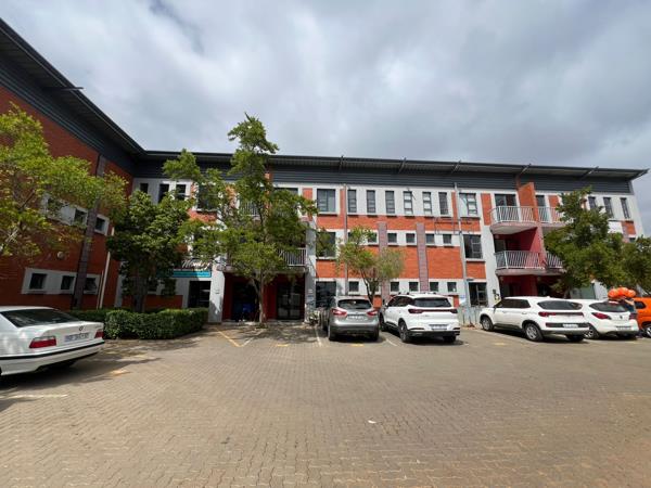 304 m² Industrial space