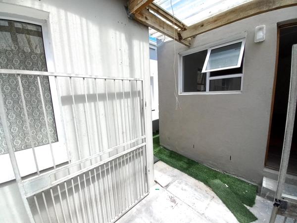 1 Bedroom Garden Cottage