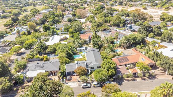 1 Bedroom Garden Cottage