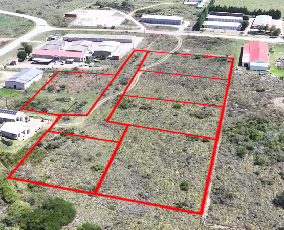 2 000 m² Land