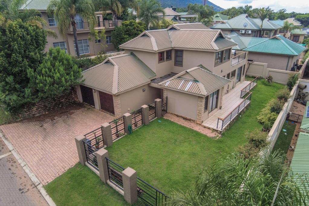 5 Bedroom House