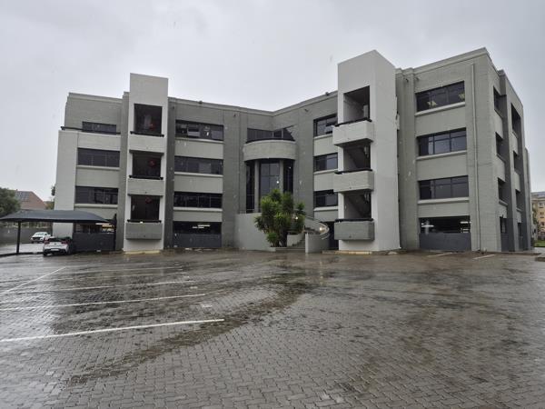 329 m² Commercial space