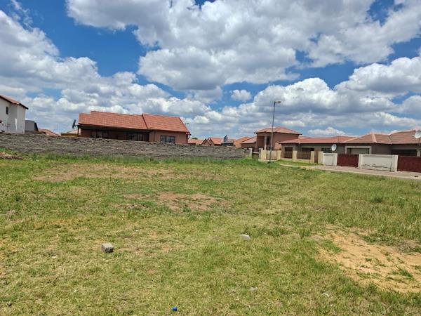 395 m² Land