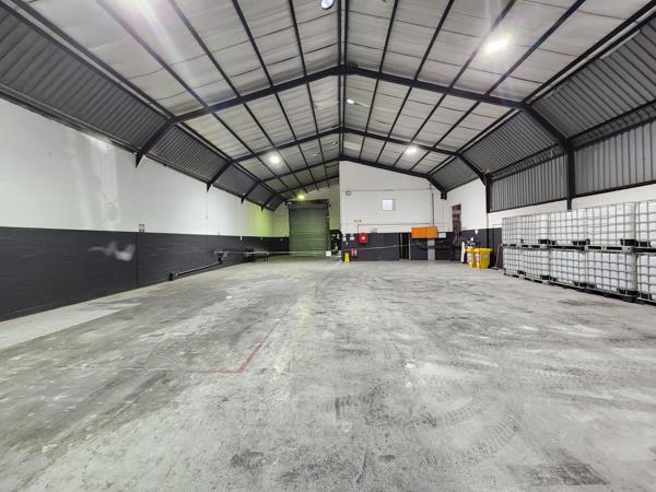 950 m² Industrial space