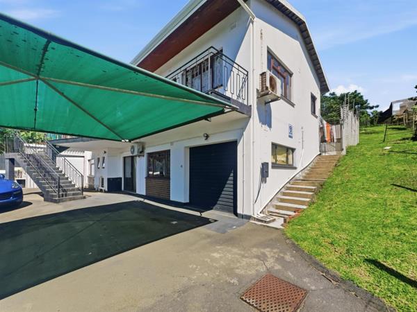 6 Bedroom House