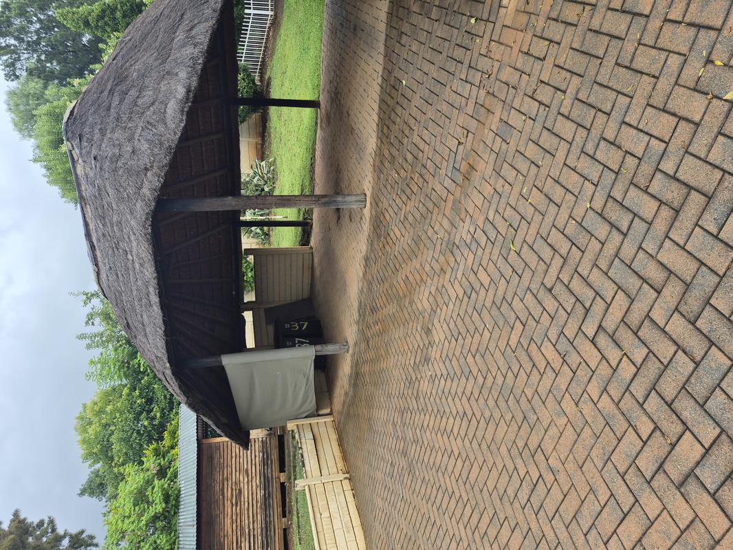 3 Bedroom House in Weltevreden Park