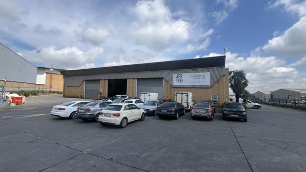 1 850 m² Industrial space