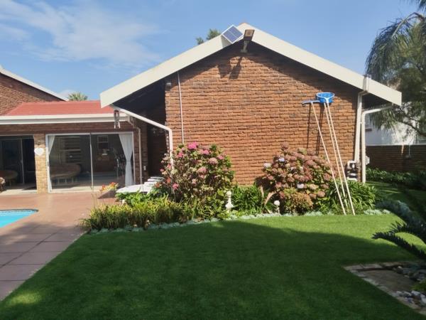 5 Bedroom House