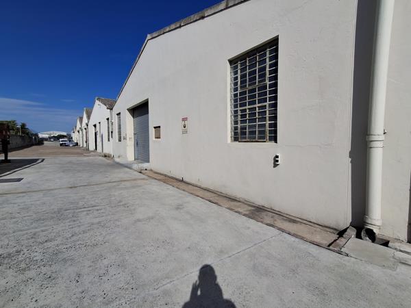 1 700 m² Industrial space