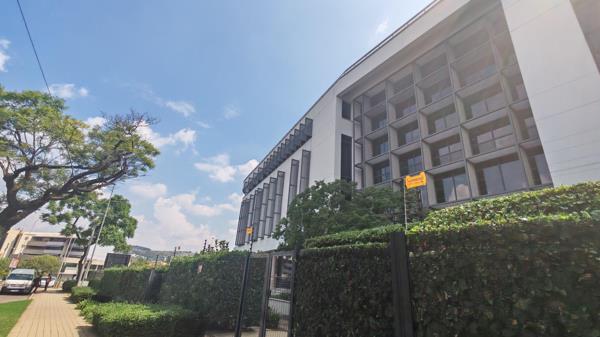 485 m² Office Space