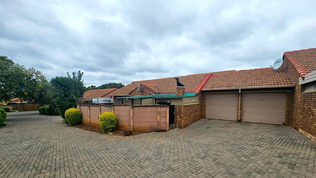 3 Bedroom Townhouse
