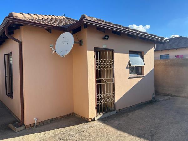 2 Bedroom House