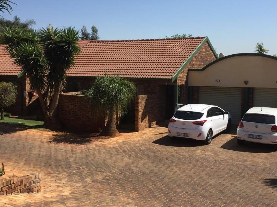 2 Bedroom Townhouse in Moreleta Park