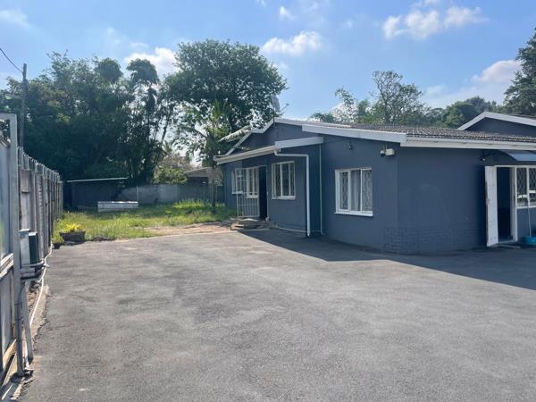 10 Bedroom House