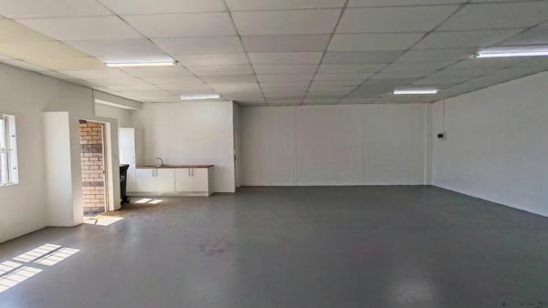 100 m² Commercial space