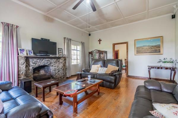 6.1 ha Smallholding