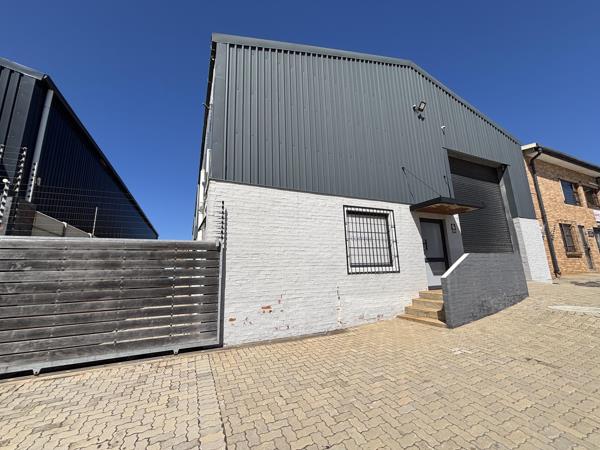 512 m² Industrial space