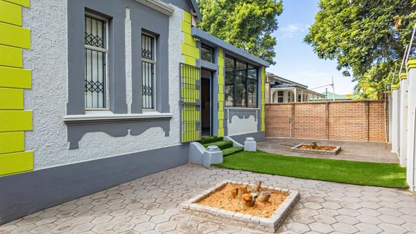 250 m² Commercial space