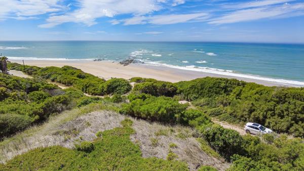 1 048 m² Land