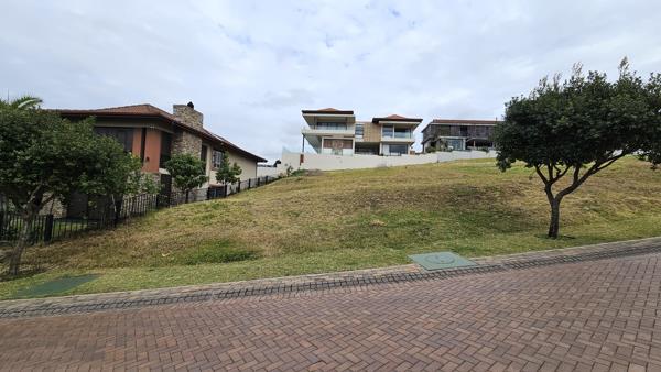 1 110 m² Land