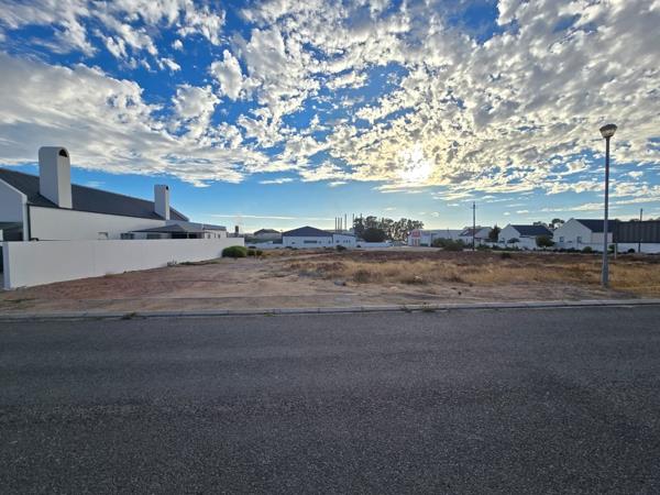 523 m² Land