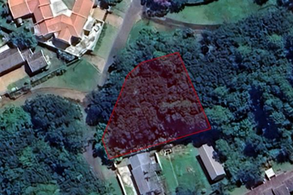 1 327 m² Land