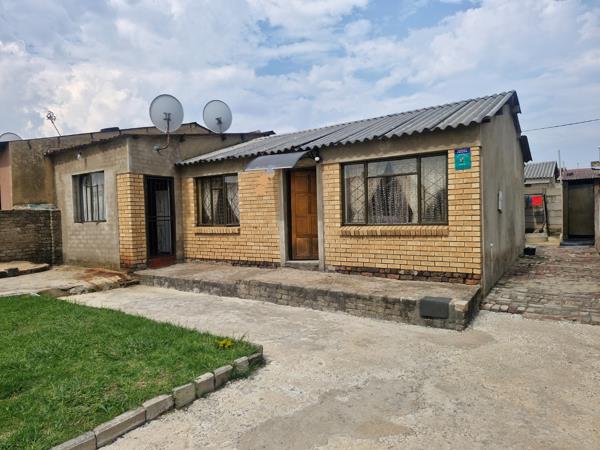 2 Bedroom House