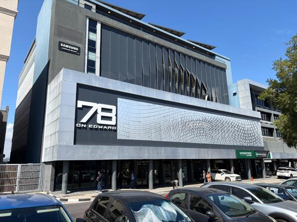 115 m² Commercial space