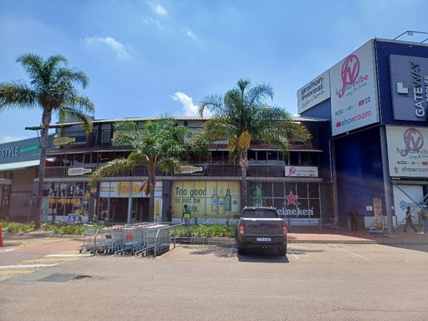 1 120 m² Commercial space