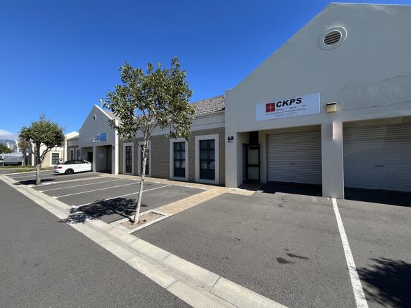 102 m² Industrial space