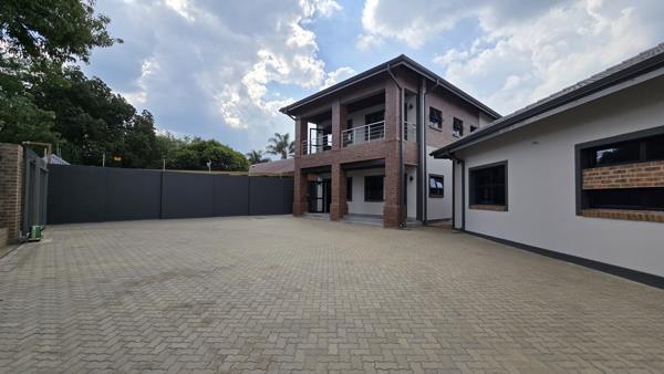 200 m² Commercial space