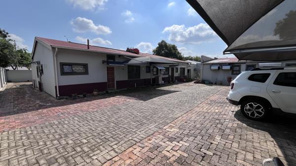 17 Bedroom House