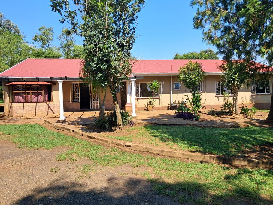 10 Bedroom House