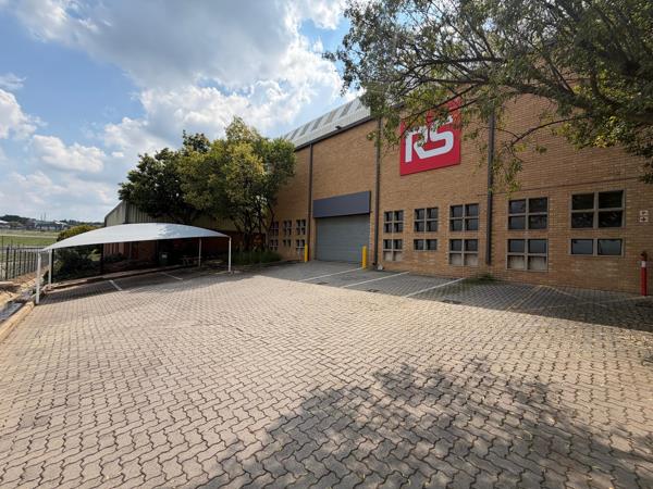 828 m² Industrial space