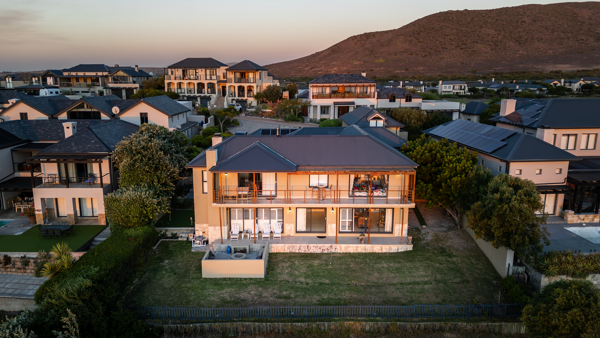 5 Bedroom House