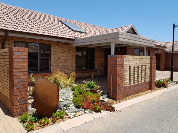 2 Bedroom Simplex