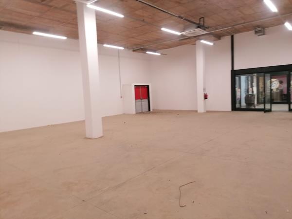 210 m² Retail Space