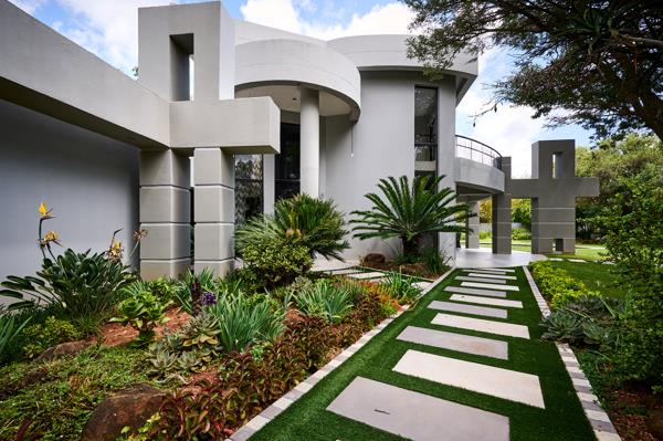 5 Bedroom House