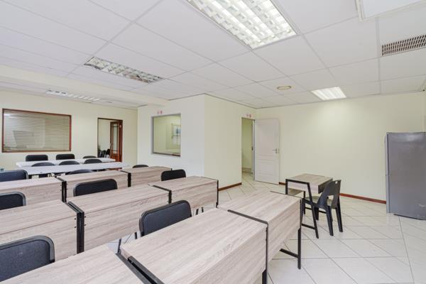 100 m² Office Space