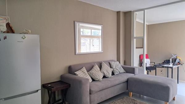 1.5 Bedroom Apartment